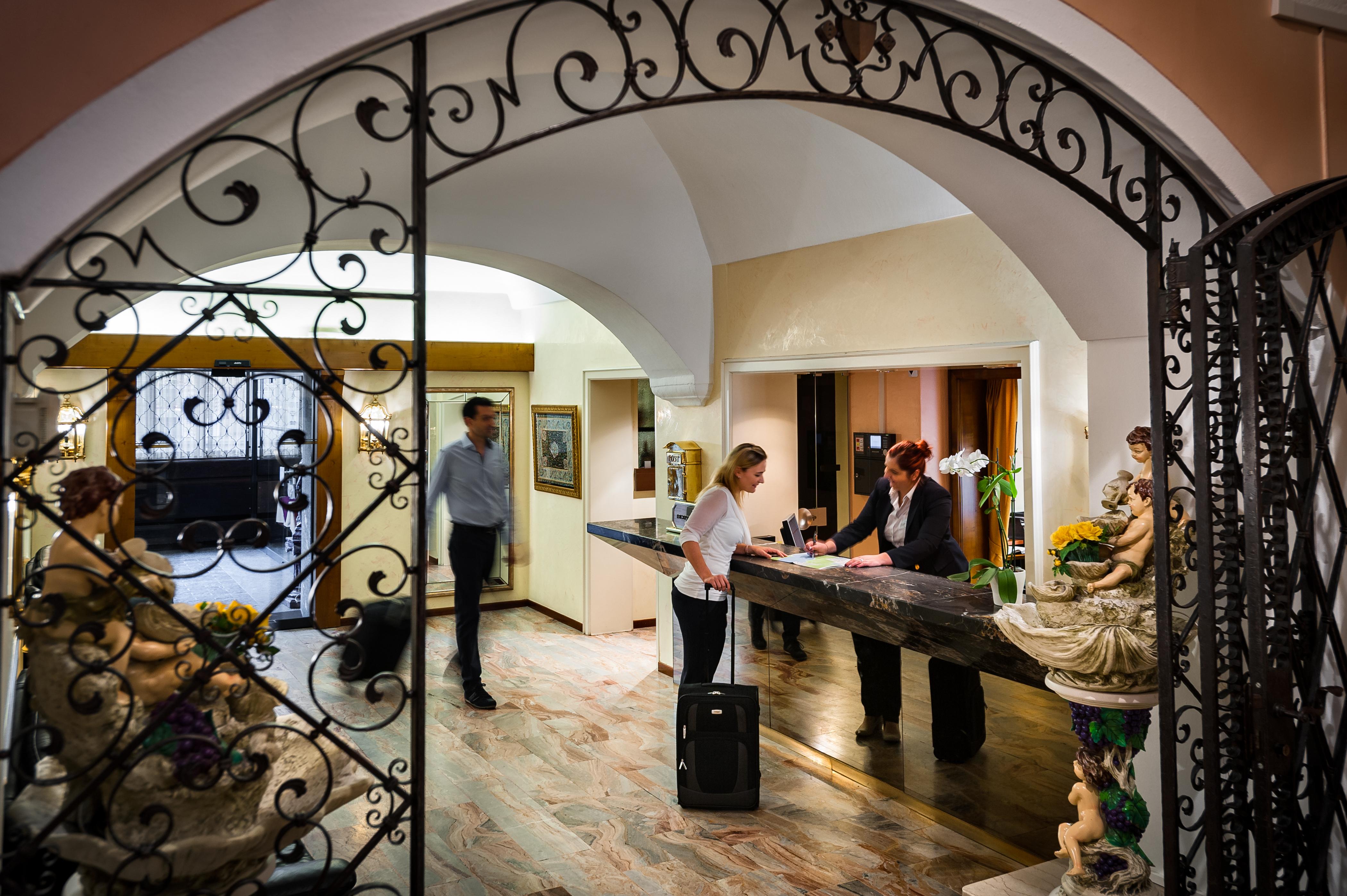 Hotel Dell'Angelo Локарно Экстерьер фото
